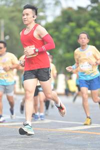 BIB: 2316
                            <button type="button" onclick="openModal(13156860)" class="btn btn-primary btn-sm float-right btn-popup" data-toggle="modal" data-target=".modal-high-quality">
                        <i class="fas fa-shopping-cart"></i> Add to Cart
                    </button>
                                            <button type="button" onclick="isThisMe(13156860, true)" class="btn btn-success btn-sm float-right btn-popup btn-isme hidden" data-toggle="tooltip" data-placement="bottom" title="นี่คือรูปของคุณใช่ไหม คลิกที่นี่เพื่อเอาเข้าอัลบั้ม">
                        <i class="fas fa-plus"></i> Add to album
                    </button>
                    <button type="button" onclick="isThisMe(13156860, false)" class="btn btn-warning btn-sm float-right btn-popup btn-isnotme hidden">
                        <i class="fas fa-ban"></i> Remove from album
                    </button>