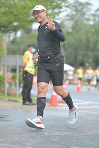 BIB: 
                            <button type="button" onclick="openModal(13156381)" class="btn btn-primary btn-sm float-right btn-popup" data-toggle="modal" data-target=".modal-high-quality">
                        <i class="fas fa-shopping-cart"></i> Add to Cart
                    </button>
                                            <button type="button" onclick="isThisMe(13156381, true)" class="btn btn-success btn-sm float-right btn-popup btn-isme hidden" data-toggle="tooltip" data-placement="bottom" title="นี่คือรูปของคุณใช่ไหม คลิกที่นี่เพื่อเอาเข้าอัลบั้ม">
                        <i class="fas fa-plus"></i> Add to album
                    </button>
                    <button type="button" onclick="isThisMe(13156381, false)" class="btn btn-warning btn-sm float-right btn-popup btn-isnotme hidden">
                        <i class="fas fa-ban"></i> Remove from album
                    </button>