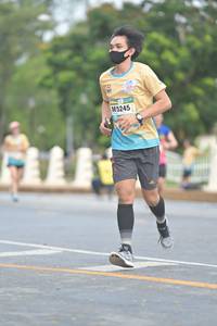 BIB: 5245
                            <button type="button" onclick="openModal(13132618)" class="btn btn-primary btn-sm float-right btn-popup" data-toggle="modal" data-target=".modal-high-quality">
                        <i class="fas fa-shopping-cart"></i> Add to Cart
                    </button>
                                            <button type="button" onclick="isThisMe(13132618, true)" class="btn btn-success btn-sm float-right btn-popup btn-isme hidden" data-toggle="tooltip" data-placement="bottom" title="นี่คือรูปของคุณใช่ไหม คลิกที่นี่เพื่อเอาเข้าอัลบั้ม">
                        <i class="fas fa-plus"></i> Add to album
                    </button>
                    <button type="button" onclick="isThisMe(13132618, false)" class="btn btn-warning btn-sm float-right btn-popup btn-isnotme hidden">
                        <i class="fas fa-ban"></i> Remove from album
                    </button>