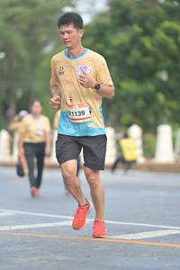 BIB: 1139
                            <button type="button" onclick="openModal(13132169)" class="btn btn-primary btn-sm float-right btn-popup" data-toggle="modal" data-target=".modal-high-quality">
                        <i class="fas fa-shopping-cart"></i> Add to Cart
                    </button>
                                            <button type="button" onclick="isThisMe(13132169, true)" class="btn btn-success btn-sm float-right btn-popup btn-isme hidden" data-toggle="tooltip" data-placement="bottom" title="นี่คือรูปของคุณใช่ไหม คลิกที่นี่เพื่อเอาเข้าอัลบั้ม">
                        <i class="fas fa-plus"></i> Add to album
                    </button>
                    <button type="button" onclick="isThisMe(13132169, false)" class="btn btn-warning btn-sm float-right btn-popup btn-isnotme hidden">
                        <i class="fas fa-ban"></i> Remove from album
                    </button>