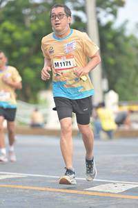 BIB: 1171
                            <button type="button" onclick="openModal(13133292)" class="btn btn-primary btn-sm float-right btn-popup" data-toggle="modal" data-target=".modal-high-quality">
                        <i class="fas fa-shopping-cart"></i> Add to Cart
                    </button>
                                            <button type="button" onclick="isThisMe(13133292, true)" class="btn btn-success btn-sm float-right btn-popup btn-isme hidden" data-toggle="tooltip" data-placement="bottom" title="นี่คือรูปของคุณใช่ไหม คลิกที่นี่เพื่อเอาเข้าอัลบั้ม">
                        <i class="fas fa-plus"></i> Add to album
                    </button>
                    <button type="button" onclick="isThisMe(13133292, false)" class="btn btn-warning btn-sm float-right btn-popup btn-isnotme hidden">
                        <i class="fas fa-ban"></i> Remove from album
                    </button>