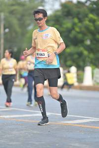 BIB: 1063
                            <button type="button" onclick="openModal(13132175)" class="btn btn-primary btn-sm float-right btn-popup" data-toggle="modal" data-target=".modal-high-quality">
                        <i class="fas fa-shopping-cart"></i> Add to Cart
                    </button>
                                            <button type="button" onclick="isThisMe(13132175, true)" class="btn btn-success btn-sm float-right btn-popup btn-isme hidden" data-toggle="tooltip" data-placement="bottom" title="นี่คือรูปของคุณใช่ไหม คลิกที่นี่เพื่อเอาเข้าอัลบั้ม">
                        <i class="fas fa-plus"></i> Add to album
                    </button>
                    <button type="button" onclick="isThisMe(13132175, false)" class="btn btn-warning btn-sm float-right btn-popup btn-isnotme hidden">
                        <i class="fas fa-ban"></i> Remove from album
                    </button>