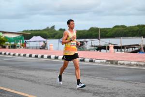 BIB: 122
                            <button type="button" onclick="openModal(13057915)" class="btn btn-primary btn-sm float-right btn-popup" data-toggle="modal" data-target=".modal-high-quality">
                        <i class="fas fa-shopping-cart"></i> Add to Cart
                    </button>
                                            <button type="button" onclick="isThisMe(13057915, true)" class="btn btn-success btn-sm float-right btn-popup btn-isme hidden" data-toggle="tooltip" data-placement="bottom" title="นี่คือรูปของคุณใช่ไหม คลิกที่นี่เพื่อเอาเข้าอัลบั้ม">
                        <i class="fas fa-plus"></i> Add to album
                    </button>
                    <button type="button" onclick="isThisMe(13057915, false)" class="btn btn-warning btn-sm float-right btn-popup btn-isnotme hidden">
                        <i class="fas fa-ban"></i> Remove from album
                    </button>