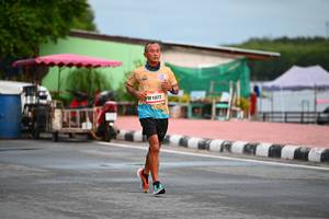 BIB: 1072
                            <button type="button" onclick="openModal(13058121)" class="btn btn-primary btn-sm float-right btn-popup" data-toggle="modal" data-target=".modal-high-quality">
                        <i class="fas fa-shopping-cart"></i> Add to Cart
                    </button>
                                            <button type="button" onclick="isThisMe(13058121, true)" class="btn btn-success btn-sm float-right btn-popup btn-isme hidden" data-toggle="tooltip" data-placement="bottom" title="นี่คือรูปของคุณใช่ไหม คลิกที่นี่เพื่อเอาเข้าอัลบั้ม">
                        <i class="fas fa-plus"></i> Add to album
                    </button>
                    <button type="button" onclick="isThisMe(13058121, false)" class="btn btn-warning btn-sm float-right btn-popup btn-isnotme hidden">
                        <i class="fas fa-ban"></i> Remove from album
                    </button>