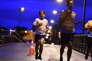 BIB: 2115, 1281
                            <button type="button" onclick="openModal(13056938)" class="btn btn-primary btn-sm float-right btn-popup" data-toggle="modal" data-target=".modal-high-quality">
                        <i class="fas fa-shopping-cart"></i> Add to Cart
                    </button>
                                            <button type="button" onclick="isThisMe(13056938, true)" class="btn btn-success btn-sm float-right btn-popup btn-isme hidden" data-toggle="tooltip" data-placement="bottom" title="นี่คือรูปของคุณใช่ไหม คลิกที่นี่เพื่อเอาเข้าอัลบั้ม">
                        <i class="fas fa-plus"></i> Add to album
                    </button>
                    <button type="button" onclick="isThisMe(13056938, false)" class="btn btn-warning btn-sm float-right btn-popup btn-isnotme hidden">
                        <i class="fas fa-ban"></i> Remove from album
                    </button>