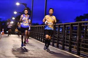 BIB: 1415, 2104
                            <button type="button" onclick="openModal(13056725)" class="btn btn-primary btn-sm float-right btn-popup" data-toggle="modal" data-target=".modal-high-quality">
                        <i class="fas fa-shopping-cart"></i> Add to Cart
                    </button>
                                            <button type="button" onclick="isThisMe(13056725, true)" class="btn btn-success btn-sm float-right btn-popup btn-isme hidden" data-toggle="tooltip" data-placement="bottom" title="นี่คือรูปของคุณใช่ไหม คลิกที่นี่เพื่อเอาเข้าอัลบั้ม">
                        <i class="fas fa-plus"></i> Add to album
                    </button>
                    <button type="button" onclick="isThisMe(13056725, false)" class="btn btn-warning btn-sm float-right btn-popup btn-isnotme hidden">
                        <i class="fas fa-ban"></i> Remove from album
                    </button>