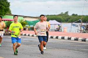 BIB: 3050
                            <button type="button" onclick="openModal(13100293)" class="btn btn-primary btn-sm float-right btn-popup" data-toggle="modal" data-target=".modal-high-quality">
                        <i class="fas fa-shopping-cart"></i> Add to Cart
                    </button>
                                            <button type="button" onclick="isThisMe(13100293, true)" class="btn btn-success btn-sm float-right btn-popup btn-isme hidden" data-toggle="tooltip" data-placement="bottom" title="นี่คือรูปของคุณใช่ไหม คลิกที่นี่เพื่อเอาเข้าอัลบั้ม">
                        <i class="fas fa-plus"></i> Add to album
                    </button>
                    <button type="button" onclick="isThisMe(13100293, false)" class="btn btn-warning btn-sm float-right btn-popup btn-isnotme hidden">
                        <i class="fas fa-ban"></i> Remove from album
                    </button>