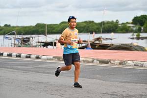 BIB: 126
                            <button type="button" onclick="openModal(13102638)" class="btn btn-primary btn-sm float-right btn-popup" data-toggle="modal" data-target=".modal-high-quality">
                        <i class="fas fa-shopping-cart"></i> Add to Cart
                    </button>
                                            <button type="button" onclick="isThisMe(13102638, true)" class="btn btn-success btn-sm float-right btn-popup btn-isme hidden" data-toggle="tooltip" data-placement="bottom" title="นี่คือรูปของคุณใช่ไหม คลิกที่นี่เพื่อเอาเข้าอัลบั้ม">
                        <i class="fas fa-plus"></i> Add to album
                    </button>
                    <button type="button" onclick="isThisMe(13102638, false)" class="btn btn-warning btn-sm float-right btn-popup btn-isnotme hidden">
                        <i class="fas fa-ban"></i> Remove from album
                    </button>