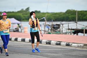 BIB: 2312
                            <button type="button" onclick="openModal(13098236)" class="btn btn-primary btn-sm float-right btn-popup" data-toggle="modal" data-target=".modal-high-quality">
                        <i class="fas fa-shopping-cart"></i> Add to Cart
                    </button>
                                            <button type="button" onclick="isThisMe(13098236, true)" class="btn btn-success btn-sm float-right btn-popup btn-isme hidden" data-toggle="tooltip" data-placement="bottom" title="นี่คือรูปของคุณใช่ไหม คลิกที่นี่เพื่อเอาเข้าอัลบั้ม">
                        <i class="fas fa-plus"></i> Add to album
                    </button>
                    <button type="button" onclick="isThisMe(13098236, false)" class="btn btn-warning btn-sm float-right btn-popup btn-isnotme hidden">
                        <i class="fas fa-ban"></i> Remove from album
                    </button>