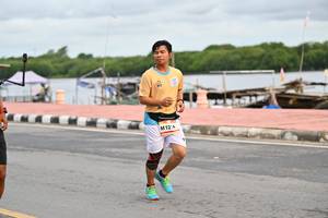 BIB: 1214
                            <button type="button" onclick="openModal(13101219)" class="btn btn-primary btn-sm float-right btn-popup" data-toggle="modal" data-target=".modal-high-quality">
                        <i class="fas fa-shopping-cart"></i> Add to Cart
                    </button>
                                            <button type="button" onclick="isThisMe(13101219, true)" class="btn btn-success btn-sm float-right btn-popup btn-isme hidden" data-toggle="tooltip" data-placement="bottom" title="นี่คือรูปของคุณใช่ไหม คลิกที่นี่เพื่อเอาเข้าอัลบั้ม">
                        <i class="fas fa-plus"></i> Add to album
                    </button>
                    <button type="button" onclick="isThisMe(13101219, false)" class="btn btn-warning btn-sm float-right btn-popup btn-isnotme hidden">
                        <i class="fas fa-ban"></i> Remove from album
                    </button>