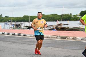 BIB: 3159
                            <button type="button" onclick="openModal(13102326)" class="btn btn-primary btn-sm float-right btn-popup" data-toggle="modal" data-target=".modal-high-quality">
                        <i class="fas fa-shopping-cart"></i> Add to Cart
                    </button>
                                            <button type="button" onclick="isThisMe(13102326, true)" class="btn btn-success btn-sm float-right btn-popup btn-isme hidden" data-toggle="tooltip" data-placement="bottom" title="นี่คือรูปของคุณใช่ไหม คลิกที่นี่เพื่อเอาเข้าอัลบั้ม">
                        <i class="fas fa-plus"></i> Add to album
                    </button>
                    <button type="button" onclick="isThisMe(13102326, false)" class="btn btn-warning btn-sm float-right btn-popup btn-isnotme hidden">
                        <i class="fas fa-ban"></i> Remove from album
                    </button>