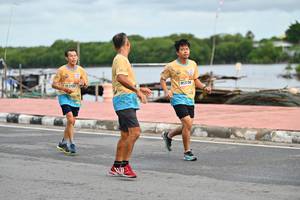 BIB: 227, 2736
                            <button type="button" onclick="openModal(13097492)" class="btn btn-primary btn-sm float-right btn-popup" data-toggle="modal" data-target=".modal-high-quality">
                        <i class="fas fa-shopping-cart"></i> Add to Cart
                    </button>
                                            <button type="button" onclick="isThisMe(13097492, true)" class="btn btn-success btn-sm float-right btn-popup btn-isme hidden" data-toggle="tooltip" data-placement="bottom" title="นี่คือรูปของคุณใช่ไหม คลิกที่นี่เพื่อเอาเข้าอัลบั้ม">
                        <i class="fas fa-plus"></i> Add to album
                    </button>
                    <button type="button" onclick="isThisMe(13097492, false)" class="btn btn-warning btn-sm float-right btn-popup btn-isnotme hidden">
                        <i class="fas fa-ban"></i> Remove from album
                    </button>