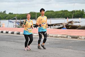 BIB: 2071
                            <button type="button" onclick="openModal(13102971)" class="btn btn-primary btn-sm float-right btn-popup" data-toggle="modal" data-target=".modal-high-quality">
                        <i class="fas fa-shopping-cart"></i> Add to Cart
                    </button>
                                            <button type="button" onclick="isThisMe(13102971, true)" class="btn btn-success btn-sm float-right btn-popup btn-isme hidden" data-toggle="tooltip" data-placement="bottom" title="นี่คือรูปของคุณใช่ไหม คลิกที่นี่เพื่อเอาเข้าอัลบั้ม">
                        <i class="fas fa-plus"></i> Add to album
                    </button>
                    <button type="button" onclick="isThisMe(13102971, false)" class="btn btn-warning btn-sm float-right btn-popup btn-isnotme hidden">
                        <i class="fas fa-ban"></i> Remove from album
                    </button>