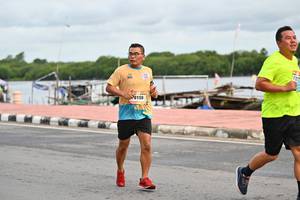 BIB: 0159
                            <button type="button" onclick="openModal(13102286)" class="btn btn-primary btn-sm float-right btn-popup" data-toggle="modal" data-target=".modal-high-quality">
                        <i class="fas fa-shopping-cart"></i> Add to Cart
                    </button>
                                            <button type="button" onclick="isThisMe(13102286, true)" class="btn btn-success btn-sm float-right btn-popup btn-isme hidden" data-toggle="tooltip" data-placement="bottom" title="นี่คือรูปของคุณใช่ไหม คลิกที่นี่เพื่อเอาเข้าอัลบั้ม">
                        <i class="fas fa-plus"></i> Add to album
                    </button>
                    <button type="button" onclick="isThisMe(13102286, false)" class="btn btn-warning btn-sm float-right btn-popup btn-isnotme hidden">
                        <i class="fas fa-ban"></i> Remove from album
                    </button>