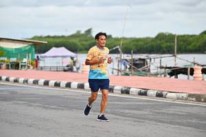 BIB: 
                            <button type="button" onclick="openModal(13099245)" class="btn btn-primary btn-sm float-right btn-popup" data-toggle="modal" data-target=".modal-high-quality">
                        <i class="fas fa-shopping-cart"></i> Add to Cart
                    </button>
                                            <button type="button" onclick="isThisMe(13099245, true)" class="btn btn-success btn-sm float-right btn-popup btn-isme hidden" data-toggle="tooltip" data-placement="bottom" title="นี่คือรูปของคุณใช่ไหม คลิกที่นี่เพื่อเอาเข้าอัลบั้ม">
                        <i class="fas fa-plus"></i> Add to album
                    </button>
                    <button type="button" onclick="isThisMe(13099245, false)" class="btn btn-warning btn-sm float-right btn-popup btn-isnotme hidden">
                        <i class="fas fa-ban"></i> Remove from album
                    </button>