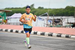 BIB: 1036
                            <button type="button" onclick="openModal(13072321)" class="btn btn-primary btn-sm float-right btn-popup" data-toggle="modal" data-target=".modal-high-quality">
                        <i class="fas fa-shopping-cart"></i> Add to Cart
                    </button>
                                            <button type="button" onclick="isThisMe(13072321, true)" class="btn btn-success btn-sm float-right btn-popup btn-isme hidden" data-toggle="tooltip" data-placement="bottom" title="นี่คือรูปของคุณใช่ไหม คลิกที่นี่เพื่อเอาเข้าอัลบั้ม">
                        <i class="fas fa-plus"></i> Add to album
                    </button>
                    <button type="button" onclick="isThisMe(13072321, false)" class="btn btn-warning btn-sm float-right btn-popup btn-isnotme hidden">
                        <i class="fas fa-ban"></i> Remove from album
                    </button>