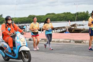 BIB: 3029
                            <button type="button" onclick="openModal(13058255)" class="btn btn-primary btn-sm float-right btn-popup" data-toggle="modal" data-target=".modal-high-quality">
                        <i class="fas fa-shopping-cart"></i> Add to Cart
                    </button>
                                            <button type="button" onclick="isThisMe(13058255, true)" class="btn btn-success btn-sm float-right btn-popup btn-isme hidden" data-toggle="tooltip" data-placement="bottom" title="นี่คือรูปของคุณใช่ไหม คลิกที่นี่เพื่อเอาเข้าอัลบั้ม">
                        <i class="fas fa-plus"></i> Add to album
                    </button>
                    <button type="button" onclick="isThisMe(13058255, false)" class="btn btn-warning btn-sm float-right btn-popup btn-isnotme hidden">
                        <i class="fas fa-ban"></i> Remove from album
                    </button>