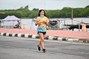 BIB: 1365
                            <button type="button" onclick="openModal(13061383)" class="btn btn-primary btn-sm float-right btn-popup" data-toggle="modal" data-target=".modal-high-quality">
                        <i class="fas fa-shopping-cart"></i> Add to Cart
                    </button>
                                            <button type="button" onclick="isThisMe(13061383, true)" class="btn btn-success btn-sm float-right btn-popup btn-isme hidden" data-toggle="tooltip" data-placement="bottom" title="นี่คือรูปของคุณใช่ไหม คลิกที่นี่เพื่อเอาเข้าอัลบั้ม">
                        <i class="fas fa-plus"></i> Add to album
                    </button>
                    <button type="button" onclick="isThisMe(13061383, false)" class="btn btn-warning btn-sm float-right btn-popup btn-isnotme hidden">
                        <i class="fas fa-ban"></i> Remove from album
                    </button>