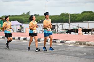 BIB: 1312, 1314
                            <button type="button" onclick="openModal(13060329)" class="btn btn-primary btn-sm float-right btn-popup" data-toggle="modal" data-target=".modal-high-quality">
                        <i class="fas fa-shopping-cart"></i> Add to Cart
                    </button>
                                            <button type="button" onclick="isThisMe(13060329, true)" class="btn btn-success btn-sm float-right btn-popup btn-isme hidden" data-toggle="tooltip" data-placement="bottom" title="นี่คือรูปของคุณใช่ไหม คลิกที่นี่เพื่อเอาเข้าอัลบั้ม">
                        <i class="fas fa-plus"></i> Add to album
                    </button>
                    <button type="button" onclick="isThisMe(13060329, false)" class="btn btn-warning btn-sm float-right btn-popup btn-isnotme hidden">
                        <i class="fas fa-ban"></i> Remove from album
                    </button>