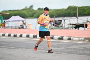 BIB: 4011, 
                            <button type="button" onclick="openModal(13065093)" class="btn btn-primary btn-sm float-right btn-popup" data-toggle="modal" data-target=".modal-high-quality">
                        <i class="fas fa-shopping-cart"></i> Add to Cart
                    </button>
                                            <button type="button" onclick="isThisMe(13065093, true)" class="btn btn-success btn-sm float-right btn-popup btn-isme hidden" data-toggle="tooltip" data-placement="bottom" title="นี่คือรูปของคุณใช่ไหม คลิกที่นี่เพื่อเอาเข้าอัลบั้ม">
                        <i class="fas fa-plus"></i> Add to album
                    </button>
                    <button type="button" onclick="isThisMe(13065093, false)" class="btn btn-warning btn-sm float-right btn-popup btn-isnotme hidden">
                        <i class="fas fa-ban"></i> Remove from album
                    </button>