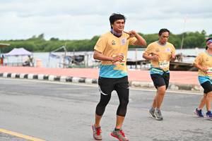 BIB: 2035
                            <button type="button" onclick="openModal(13068986)" class="btn btn-primary btn-sm float-right btn-popup" data-toggle="modal" data-target=".modal-high-quality">
                        <i class="fas fa-shopping-cart"></i> Add to Cart
                    </button>
                                            <button type="button" onclick="isThisMe(13068986, true)" class="btn btn-success btn-sm float-right btn-popup btn-isme hidden" data-toggle="tooltip" data-placement="bottom" title="นี่คือรูปของคุณใช่ไหม คลิกที่นี่เพื่อเอาเข้าอัลบั้ม">
                        <i class="fas fa-plus"></i> Add to album
                    </button>
                    <button type="button" onclick="isThisMe(13068986, false)" class="btn btn-warning btn-sm float-right btn-popup btn-isnotme hidden">
                        <i class="fas fa-ban"></i> Remove from album
                    </button>