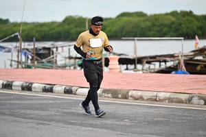 BIB: 
                            <button type="button" onclick="openModal(13061668)" class="btn btn-primary btn-sm float-right btn-popup" data-toggle="modal" data-target=".modal-high-quality">
                        <i class="fas fa-shopping-cart"></i> Add to Cart
                    </button>
                                            <button type="button" onclick="isThisMe(13061668, true)" class="btn btn-success btn-sm float-right btn-popup btn-isme hidden" data-toggle="tooltip" data-placement="bottom" title="นี่คือรูปของคุณใช่ไหม คลิกที่นี่เพื่อเอาเข้าอัลบั้ม">
                        <i class="fas fa-plus"></i> Add to album
                    </button>
                    <button type="button" onclick="isThisMe(13061668, false)" class="btn btn-warning btn-sm float-right btn-popup btn-isnotme hidden">
                        <i class="fas fa-ban"></i> Remove from album
                    </button>