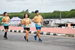 BIB: 1312, 1314
                            <button type="button" onclick="openModal(13060169)" class="btn btn-primary btn-sm float-right btn-popup" data-toggle="modal" data-target=".modal-high-quality">
                        <i class="fas fa-shopping-cart"></i> Add to Cart
                    </button>
                                            <button type="button" onclick="isThisMe(13060169, true)" class="btn btn-success btn-sm float-right btn-popup btn-isme hidden" data-toggle="tooltip" data-placement="bottom" title="นี่คือรูปของคุณใช่ไหม คลิกที่นี่เพื่อเอาเข้าอัลบั้ม">
                        <i class="fas fa-plus"></i> Add to album
                    </button>
                    <button type="button" onclick="isThisMe(13060169, false)" class="btn btn-warning btn-sm float-right btn-popup btn-isnotme hidden">
                        <i class="fas fa-ban"></i> Remove from album
                    </button>