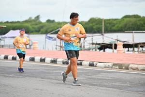 BIB: 236
                            <button type="button" onclick="openModal(13066865)" class="btn btn-primary btn-sm float-right btn-popup" data-toggle="modal" data-target=".modal-high-quality">
                        <i class="fas fa-shopping-cart"></i> Add to Cart
                    </button>
                                            <button type="button" onclick="isThisMe(13066865, true)" class="btn btn-success btn-sm float-right btn-popup btn-isme hidden" data-toggle="tooltip" data-placement="bottom" title="นี่คือรูปของคุณใช่ไหม คลิกที่นี่เพื่อเอาเข้าอัลบั้ม">
                        <i class="fas fa-plus"></i> Add to album
                    </button>
                    <button type="button" onclick="isThisMe(13066865, false)" class="btn btn-warning btn-sm float-right btn-popup btn-isnotme hidden">
                        <i class="fas fa-ban"></i> Remove from album
                    </button>