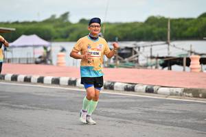 BIB: 1036
                            <button type="button" onclick="openModal(13072989)" class="btn btn-primary btn-sm float-right btn-popup" data-toggle="modal" data-target=".modal-high-quality">
                        <i class="fas fa-shopping-cart"></i> Add to Cart
                    </button>
                                            <button type="button" onclick="isThisMe(13072989, true)" class="btn btn-success btn-sm float-right btn-popup btn-isme hidden" data-toggle="tooltip" data-placement="bottom" title="นี่คือรูปของคุณใช่ไหม คลิกที่นี่เพื่อเอาเข้าอัลบั้ม">
                        <i class="fas fa-plus"></i> Add to album
                    </button>
                    <button type="button" onclick="isThisMe(13072989, false)" class="btn btn-warning btn-sm float-right btn-popup btn-isnotme hidden">
                        <i class="fas fa-ban"></i> Remove from album
                    </button>