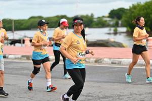 BIB: 2310
                            <button type="button" onclick="openModal(13078562)" class="btn btn-primary btn-sm float-right btn-popup" data-toggle="modal" data-target=".modal-high-quality">
                        <i class="fas fa-shopping-cart"></i> Add to Cart
                    </button>
                                            <button type="button" onclick="isThisMe(13078562, true)" class="btn btn-success btn-sm float-right btn-popup btn-isme hidden" data-toggle="tooltip" data-placement="bottom" title="นี่คือรูปของคุณใช่ไหม คลิกที่นี่เพื่อเอาเข้าอัลบั้ม">
                        <i class="fas fa-plus"></i> Add to album
                    </button>
                    <button type="button" onclick="isThisMe(13078562, false)" class="btn btn-warning btn-sm float-right btn-popup btn-isnotme hidden">
                        <i class="fas fa-ban"></i> Remove from album
                    </button>