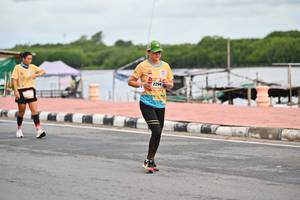 BIB: 2294
                            <button type="button" onclick="openModal(13059376)" class="btn btn-primary btn-sm float-right btn-popup" data-toggle="modal" data-target=".modal-high-quality">
                        <i class="fas fa-shopping-cart"></i> Add to Cart
                    </button>
                                            <button type="button" onclick="isThisMe(13059376, true)" class="btn btn-success btn-sm float-right btn-popup btn-isme hidden" data-toggle="tooltip" data-placement="bottom" title="นี่คือรูปของคุณใช่ไหม คลิกที่นี่เพื่อเอาเข้าอัลบั้ม">
                        <i class="fas fa-plus"></i> Add to album
                    </button>
                    <button type="button" onclick="isThisMe(13059376, false)" class="btn btn-warning btn-sm float-right btn-popup btn-isnotme hidden">
                        <i class="fas fa-ban"></i> Remove from album
                    </button>