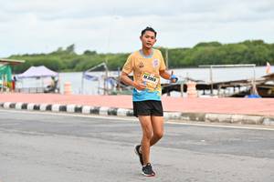 BIB: 3069
                            <button type="button" onclick="openModal(13069577)" class="btn btn-primary btn-sm float-right btn-popup" data-toggle="modal" data-target=".modal-high-quality">
                        <i class="fas fa-shopping-cart"></i> Add to Cart
                    </button>
                                            <button type="button" onclick="isThisMe(13069577, true)" class="btn btn-success btn-sm float-right btn-popup btn-isme hidden" data-toggle="tooltip" data-placement="bottom" title="นี่คือรูปของคุณใช่ไหม คลิกที่นี่เพื่อเอาเข้าอัลบั้ม">
                        <i class="fas fa-plus"></i> Add to album
                    </button>
                    <button type="button" onclick="isThisMe(13069577, false)" class="btn btn-warning btn-sm float-right btn-popup btn-isnotme hidden">
                        <i class="fas fa-ban"></i> Remove from album
                    </button>