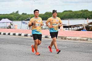 BIB: 1090, 2052
                            <button type="button" onclick="openModal(13084436)" class="btn btn-primary btn-sm float-right btn-popup" data-toggle="modal" data-target=".modal-high-quality">
                        <i class="fas fa-shopping-cart"></i> Add to Cart
                    </button>
                                            <button type="button" onclick="isThisMe(13084436, true)" class="btn btn-success btn-sm float-right btn-popup btn-isme hidden" data-toggle="tooltip" data-placement="bottom" title="นี่คือรูปของคุณใช่ไหม คลิกที่นี่เพื่อเอาเข้าอัลบั้ม">
                        <i class="fas fa-plus"></i> Add to album
                    </button>
                    <button type="button" onclick="isThisMe(13084436, false)" class="btn btn-warning btn-sm float-right btn-popup btn-isnotme hidden">
                        <i class="fas fa-ban"></i> Remove from album
                    </button>