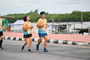 BIB: 1312, 1314
                            <button type="button" onclick="openModal(13060137)" class="btn btn-primary btn-sm float-right btn-popup" data-toggle="modal" data-target=".modal-high-quality">
                        <i class="fas fa-shopping-cart"></i> Add to Cart
                    </button>
                                            <button type="button" onclick="isThisMe(13060137, true)" class="btn btn-success btn-sm float-right btn-popup btn-isme hidden" data-toggle="tooltip" data-placement="bottom" title="นี่คือรูปของคุณใช่ไหม คลิกที่นี่เพื่อเอาเข้าอัลบั้ม">
                        <i class="fas fa-plus"></i> Add to album
                    </button>
                    <button type="button" onclick="isThisMe(13060137, false)" class="btn btn-warning btn-sm float-right btn-popup btn-isnotme hidden">
                        <i class="fas fa-ban"></i> Remove from album
                    </button>