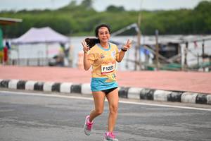 BIB: 1223
                            <button type="button" onclick="openModal(13058885)" class="btn btn-primary btn-sm float-right btn-popup" data-toggle="modal" data-target=".modal-high-quality">
                        <i class="fas fa-shopping-cart"></i> Add to Cart
                    </button>
                                            <button type="button" onclick="isThisMe(13058885, true)" class="btn btn-success btn-sm float-right btn-popup btn-isme hidden" data-toggle="tooltip" data-placement="bottom" title="นี่คือรูปของคุณใช่ไหม คลิกที่นี่เพื่อเอาเข้าอัลบั้ม">
                        <i class="fas fa-plus"></i> Add to album
                    </button>
                    <button type="button" onclick="isThisMe(13058885, false)" class="btn btn-warning btn-sm float-right btn-popup btn-isnotme hidden">
                        <i class="fas fa-ban"></i> Remove from album
                    </button>