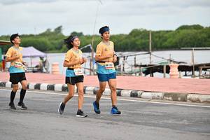 BIB: 1312, 134
                            <button type="button" onclick="openModal(13060334)" class="btn btn-primary btn-sm float-right btn-popup" data-toggle="modal" data-target=".modal-high-quality">
                        <i class="fas fa-shopping-cart"></i> Add to Cart
                    </button>
                                            <button type="button" onclick="isThisMe(13060334, true)" class="btn btn-success btn-sm float-right btn-popup btn-isme hidden" data-toggle="tooltip" data-placement="bottom" title="นี่คือรูปของคุณใช่ไหม คลิกที่นี่เพื่อเอาเข้าอัลบั้ม">
                        <i class="fas fa-plus"></i> Add to album
                    </button>
                    <button type="button" onclick="isThisMe(13060334, false)" class="btn btn-warning btn-sm float-right btn-popup btn-isnotme hidden">
                        <i class="fas fa-ban"></i> Remove from album
                    </button>