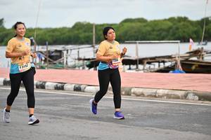 BIB: 3152, 204
                            <button type="button" onclick="openModal(13061061)" class="btn btn-primary btn-sm float-right btn-popup" data-toggle="modal" data-target=".modal-high-quality">
                        <i class="fas fa-shopping-cart"></i> Add to Cart
                    </button>
                                            <button type="button" onclick="isThisMe(13061061, true)" class="btn btn-success btn-sm float-right btn-popup btn-isme hidden" data-toggle="tooltip" data-placement="bottom" title="นี่คือรูปของคุณใช่ไหม คลิกที่นี่เพื่อเอาเข้าอัลบั้ม">
                        <i class="fas fa-plus"></i> Add to album
                    </button>
                    <button type="button" onclick="isThisMe(13061061, false)" class="btn btn-warning btn-sm float-right btn-popup btn-isnotme hidden">
                        <i class="fas fa-ban"></i> Remove from album
                    </button>