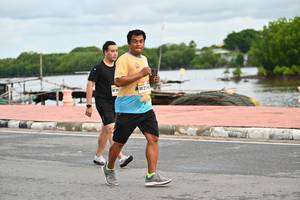 BIB: 214
                            <button type="button" onclick="openModal(13075971)" class="btn btn-primary btn-sm float-right btn-popup" data-toggle="modal" data-target=".modal-high-quality">
                        <i class="fas fa-shopping-cart"></i> Add to Cart
                    </button>
                                            <button type="button" onclick="isThisMe(13075971, true)" class="btn btn-success btn-sm float-right btn-popup btn-isme hidden" data-toggle="tooltip" data-placement="bottom" title="นี่คือรูปของคุณใช่ไหม คลิกที่นี่เพื่อเอาเข้าอัลบั้ม">
                        <i class="fas fa-plus"></i> Add to album
                    </button>
                    <button type="button" onclick="isThisMe(13075971, false)" class="btn btn-warning btn-sm float-right btn-popup btn-isnotme hidden">
                        <i class="fas fa-ban"></i> Remove from album
                    </button>