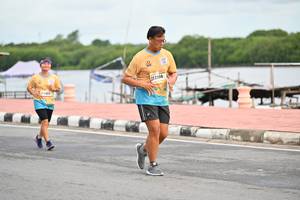 BIB: 2366
                            <button type="button" onclick="openModal(13066960)" class="btn btn-primary btn-sm float-right btn-popup" data-toggle="modal" data-target=".modal-high-quality">
                        <i class="fas fa-shopping-cart"></i> Add to Cart
                    </button>
                                            <button type="button" onclick="isThisMe(13066960, true)" class="btn btn-success btn-sm float-right btn-popup btn-isme hidden" data-toggle="tooltip" data-placement="bottom" title="นี่คือรูปของคุณใช่ไหม คลิกที่นี่เพื่อเอาเข้าอัลบั้ม">
                        <i class="fas fa-plus"></i> Add to album
                    </button>
                    <button type="button" onclick="isThisMe(13066960, false)" class="btn btn-warning btn-sm float-right btn-popup btn-isnotme hidden">
                        <i class="fas fa-ban"></i> Remove from album
                    </button>