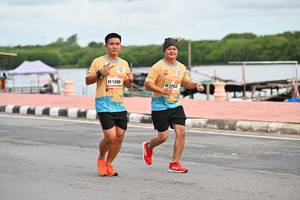 BIB: 2052
                            <button type="button" onclick="openModal(13084153)" class="btn btn-primary btn-sm float-right btn-popup" data-toggle="modal" data-target=".modal-high-quality">
                        <i class="fas fa-shopping-cart"></i> Add to Cart
                    </button>
                                            <button type="button" onclick="isThisMe(13084153, true)" class="btn btn-success btn-sm float-right btn-popup btn-isme hidden" data-toggle="tooltip" data-placement="bottom" title="นี่คือรูปของคุณใช่ไหม คลิกที่นี่เพื่อเอาเข้าอัลบั้ม">
                        <i class="fas fa-plus"></i> Add to album
                    </button>
                    <button type="button" onclick="isThisMe(13084153, false)" class="btn btn-warning btn-sm float-right btn-popup btn-isnotme hidden">
                        <i class="fas fa-ban"></i> Remove from album
                    </button>