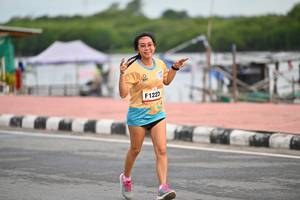 BIB: 1223
                            <button type="button" onclick="openModal(13058876)" class="btn btn-primary btn-sm float-right btn-popup" data-toggle="modal" data-target=".modal-high-quality">
                        <i class="fas fa-shopping-cart"></i> Add to Cart
                    </button>
                                            <button type="button" onclick="isThisMe(13058876, true)" class="btn btn-success btn-sm float-right btn-popup btn-isme hidden" data-toggle="tooltip" data-placement="bottom" title="นี่คือรูปของคุณใช่ไหม คลิกที่นี่เพื่อเอาเข้าอัลบั้ม">
                        <i class="fas fa-plus"></i> Add to album
                    </button>
                    <button type="button" onclick="isThisMe(13058876, false)" class="btn btn-warning btn-sm float-right btn-popup btn-isnotme hidden">
                        <i class="fas fa-ban"></i> Remove from album
                    </button>