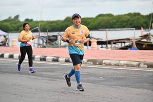 BIB: 220
                            <button type="button" onclick="openModal(13060958)" class="btn btn-primary btn-sm float-right btn-popup" data-toggle="modal" data-target=".modal-high-quality">
                        <i class="fas fa-shopping-cart"></i> Add to Cart
                    </button>
                                            <button type="button" onclick="isThisMe(13060958, true)" class="btn btn-success btn-sm float-right btn-popup btn-isme hidden" data-toggle="tooltip" data-placement="bottom" title="นี่คือรูปของคุณใช่ไหม คลิกที่นี่เพื่อเอาเข้าอัลบั้ม">
                        <i class="fas fa-plus"></i> Add to album
                    </button>
                    <button type="button" onclick="isThisMe(13060958, false)" class="btn btn-warning btn-sm float-right btn-popup btn-isnotme hidden">
                        <i class="fas fa-ban"></i> Remove from album
                    </button>