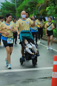 BIB: 5267
                            <button type="button" onclick="openModal(13061723)" class="btn btn-primary btn-sm float-right btn-popup" data-toggle="modal" data-target=".modal-high-quality">
                        <i class="fas fa-shopping-cart"></i> Add to Cart
                    </button>
                                            <button type="button" onclick="isThisMe(13061723, true)" class="btn btn-success btn-sm float-right btn-popup btn-isme hidden" data-toggle="tooltip" data-placement="bottom" title="นี่คือรูปของคุณใช่ไหม คลิกที่นี่เพื่อเอาเข้าอัลบั้ม">
                        <i class="fas fa-plus"></i> Add to album
                    </button>
                    <button type="button" onclick="isThisMe(13061723, false)" class="btn btn-warning btn-sm float-right btn-popup btn-isnotme hidden">
                        <i class="fas fa-ban"></i> Remove from album
                    </button>