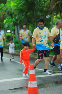 BIB: 5302
                            <button type="button" onclick="openModal(13061820)" class="btn btn-primary btn-sm float-right btn-popup" data-toggle="modal" data-target=".modal-high-quality">
                        <i class="fas fa-shopping-cart"></i> Add to Cart
                    </button>
                                            <button type="button" onclick="isThisMe(13061820, true)" class="btn btn-success btn-sm float-right btn-popup btn-isme hidden" data-toggle="tooltip" data-placement="bottom" title="นี่คือรูปของคุณใช่ไหม คลิกที่นี่เพื่อเอาเข้าอัลบั้ม">
                        <i class="fas fa-plus"></i> Add to album
                    </button>
                    <button type="button" onclick="isThisMe(13061820, false)" class="btn btn-warning btn-sm float-right btn-popup btn-isnotme hidden">
                        <i class="fas fa-ban"></i> Remove from album
                    </button>