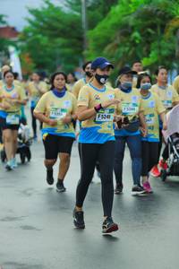 BIB: 5344, 5355, 5249, 043
                            <button type="button" onclick="openModal(13061684)" class="btn btn-primary btn-sm float-right btn-popup" data-toggle="modal" data-target=".modal-high-quality">
                        <i class="fas fa-shopping-cart"></i> Add to Cart
                    </button>
                                            <button type="button" onclick="isThisMe(13061684, true)" class="btn btn-success btn-sm float-right btn-popup btn-isme hidden" data-toggle="tooltip" data-placement="bottom" title="นี่คือรูปของคุณใช่ไหม คลิกที่นี่เพื่อเอาเข้าอัลบั้ม">
                        <i class="fas fa-plus"></i> Add to album
                    </button>
                    <button type="button" onclick="isThisMe(13061684, false)" class="btn btn-warning btn-sm float-right btn-popup btn-isnotme hidden">
                        <i class="fas fa-ban"></i> Remove from album
                    </button>