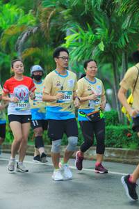 BIB: 1509, 282, 5221
                            <button type="button" onclick="openModal(13061183)" class="btn btn-primary btn-sm float-right btn-popup" data-toggle="modal" data-target=".modal-high-quality">
                        <i class="fas fa-shopping-cart"></i> Add to Cart
                    </button>
                                            <button type="button" onclick="isThisMe(13061183, true)" class="btn btn-success btn-sm float-right btn-popup btn-isme hidden" data-toggle="tooltip" data-placement="bottom" title="นี่คือรูปของคุณใช่ไหม คลิกที่นี่เพื่อเอาเข้าอัลบั้ม">
                        <i class="fas fa-plus"></i> Add to album
                    </button>
                    <button type="button" onclick="isThisMe(13061183, false)" class="btn btn-warning btn-sm float-right btn-popup btn-isnotme hidden">
                        <i class="fas fa-ban"></i> Remove from album
                    </button>