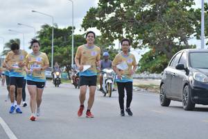 BIB: 2735
                            <button type="button" onclick="openModal(13093099)" class="btn btn-primary btn-sm float-right btn-popup" data-toggle="modal" data-target=".modal-high-quality">
                        <i class="fas fa-shopping-cart"></i> Add to Cart
                    </button>
                                            <button type="button" onclick="isThisMe(13093099, true)" class="btn btn-success btn-sm float-right btn-popup btn-isme hidden" data-toggle="tooltip" data-placement="bottom" title="นี่คือรูปของคุณใช่ไหม คลิกที่นี่เพื่อเอาเข้าอัลบั้ม">
                        <i class="fas fa-plus"></i> Add to album
                    </button>
                    <button type="button" onclick="isThisMe(13093099, false)" class="btn btn-warning btn-sm float-right btn-popup btn-isnotme hidden">
                        <i class="fas fa-ban"></i> Remove from album
                    </button>