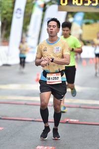 BIB: 1252
                            <button type="button" onclick="openModal(13097006)" class="btn btn-primary btn-sm float-right btn-popup" data-toggle="modal" data-target=".modal-high-quality">
                        <i class="fas fa-shopping-cart"></i> Add to Cart
                    </button>
                                            <button type="button" onclick="isThisMe(13097006, true)" class="btn btn-success btn-sm float-right btn-popup btn-isme hidden" data-toggle="tooltip" data-placement="bottom" title="นี่คือรูปของคุณใช่ไหม คลิกที่นี่เพื่อเอาเข้าอัลบั้ม">
                        <i class="fas fa-plus"></i> Add to album
                    </button>
                    <button type="button" onclick="isThisMe(13097006, false)" class="btn btn-warning btn-sm float-right btn-popup btn-isnotme hidden">
                        <i class="fas fa-ban"></i> Remove from album
                    </button>