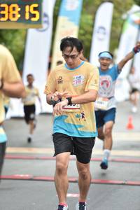 BIB: 
                            <button type="button" onclick="openModal(13097323)" class="btn btn-primary btn-sm float-right btn-popup" data-toggle="modal" data-target=".modal-high-quality">
                        <i class="fas fa-shopping-cart"></i> Add to Cart
                    </button>
                                            <button type="button" onclick="isThisMe(13097323, true)" class="btn btn-success btn-sm float-right btn-popup btn-isme hidden" data-toggle="tooltip" data-placement="bottom" title="นี่คือรูปของคุณใช่ไหม คลิกที่นี่เพื่อเอาเข้าอัลบั้ม">
                        <i class="fas fa-plus"></i> Add to album
                    </button>
                    <button type="button" onclick="isThisMe(13097323, false)" class="btn btn-warning btn-sm float-right btn-popup btn-isnotme hidden">
                        <i class="fas fa-ban"></i> Remove from album
                    </button>