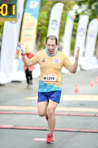 BIB: 1319
                            <button type="button" onclick="openModal(13138949)" class="btn btn-primary btn-sm float-right btn-popup" data-toggle="modal" data-target=".modal-high-quality">
                        <i class="fas fa-shopping-cart"></i> Add to Cart
                    </button>
                                            <button type="button" onclick="isThisMe(13138949, true)" class="btn btn-success btn-sm float-right btn-popup btn-isme hidden" data-toggle="tooltip" data-placement="bottom" title="นี่คือรูปของคุณใช่ไหม คลิกที่นี่เพื่อเอาเข้าอัลบั้ม">
                        <i class="fas fa-plus"></i> Add to album
                    </button>
                    <button type="button" onclick="isThisMe(13138949, false)" class="btn btn-warning btn-sm float-right btn-popup btn-isnotme hidden">
                        <i class="fas fa-ban"></i> Remove from album
                    </button>